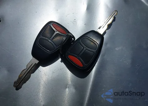 2006 Jeep Grand Cherokee Overland z USA, uszkodzony, nr VIN 1J8HR68286C331619